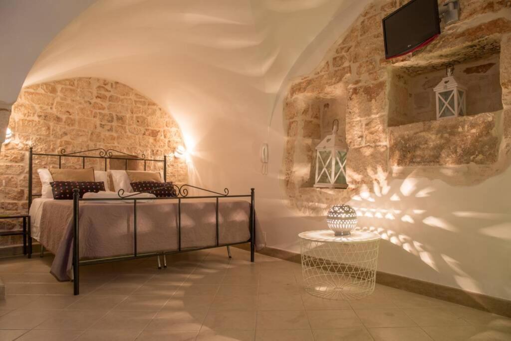 Home Estia Casa Vacanza Челье-Мессапика Экстерьер фото